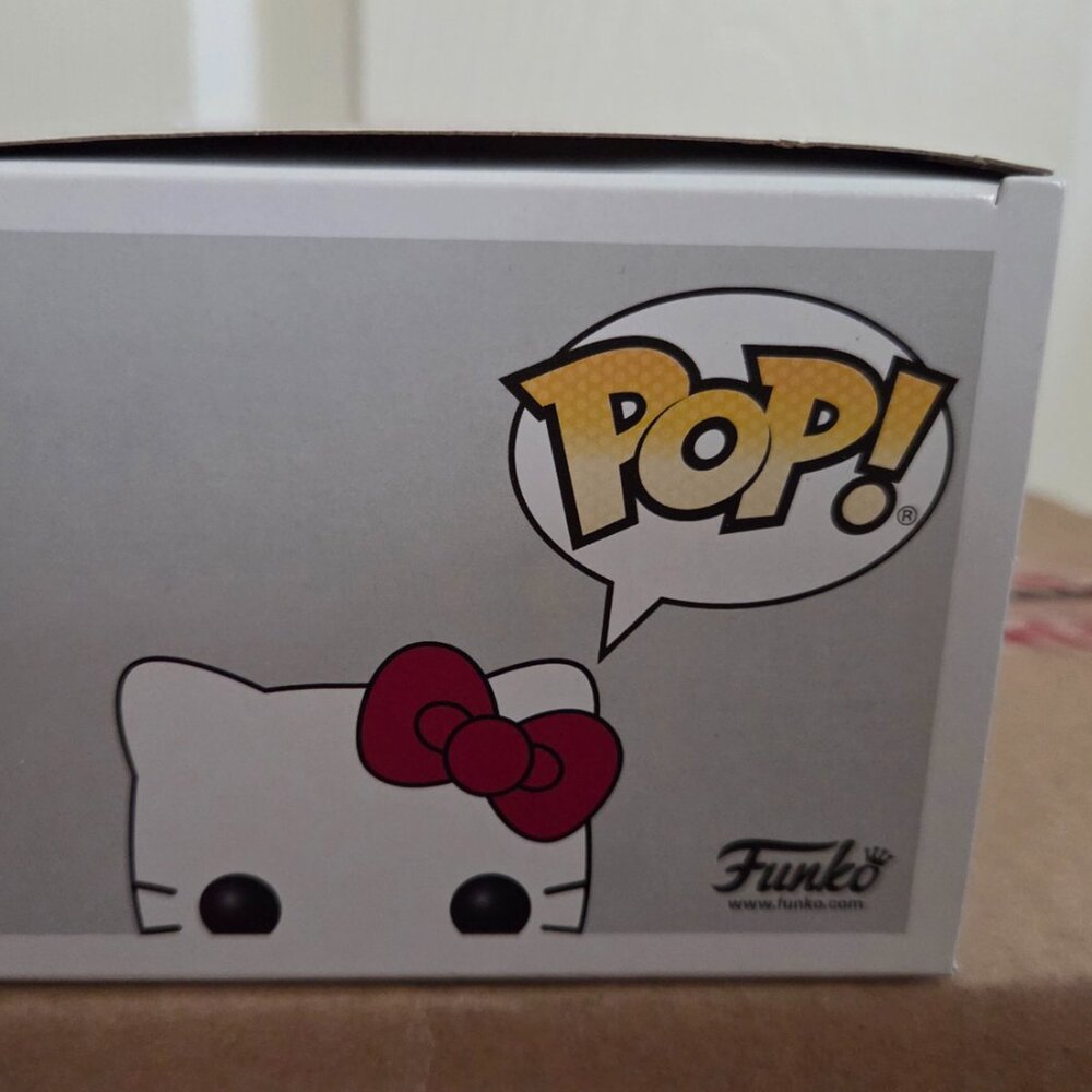 Hello Kitty Funko Pops - Picture 8 of 13